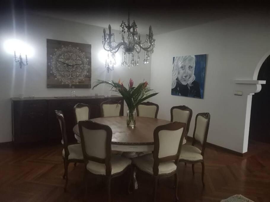 Artists House Family Unit Apartment Riviere Noire Exterior photo
